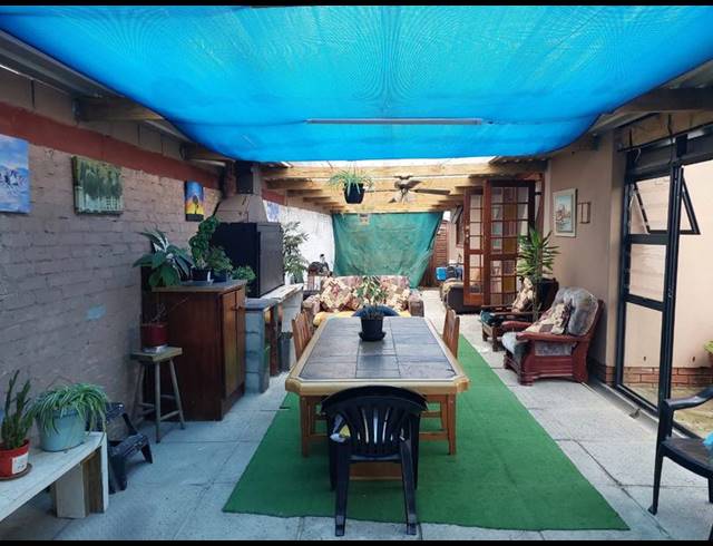 3 BEDROOM HOUSE FOR SALE IN PORTLANDS